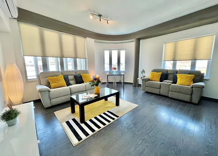 Millenia アパート