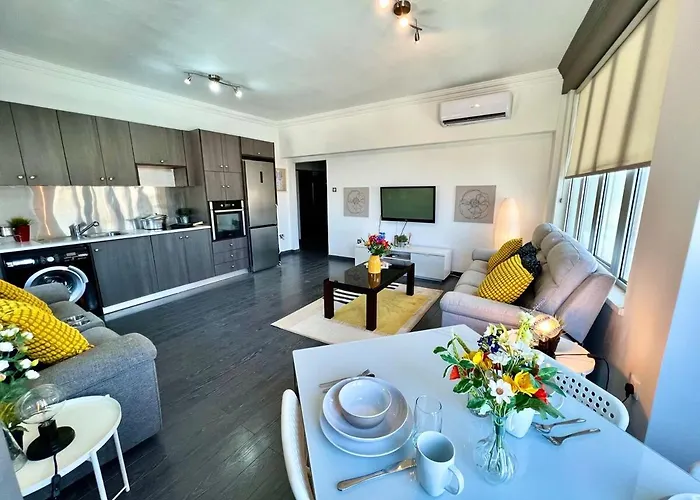 アパート Millenia ニコシア