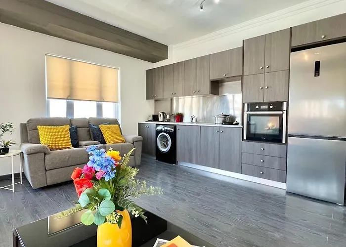 アパート Millenia *